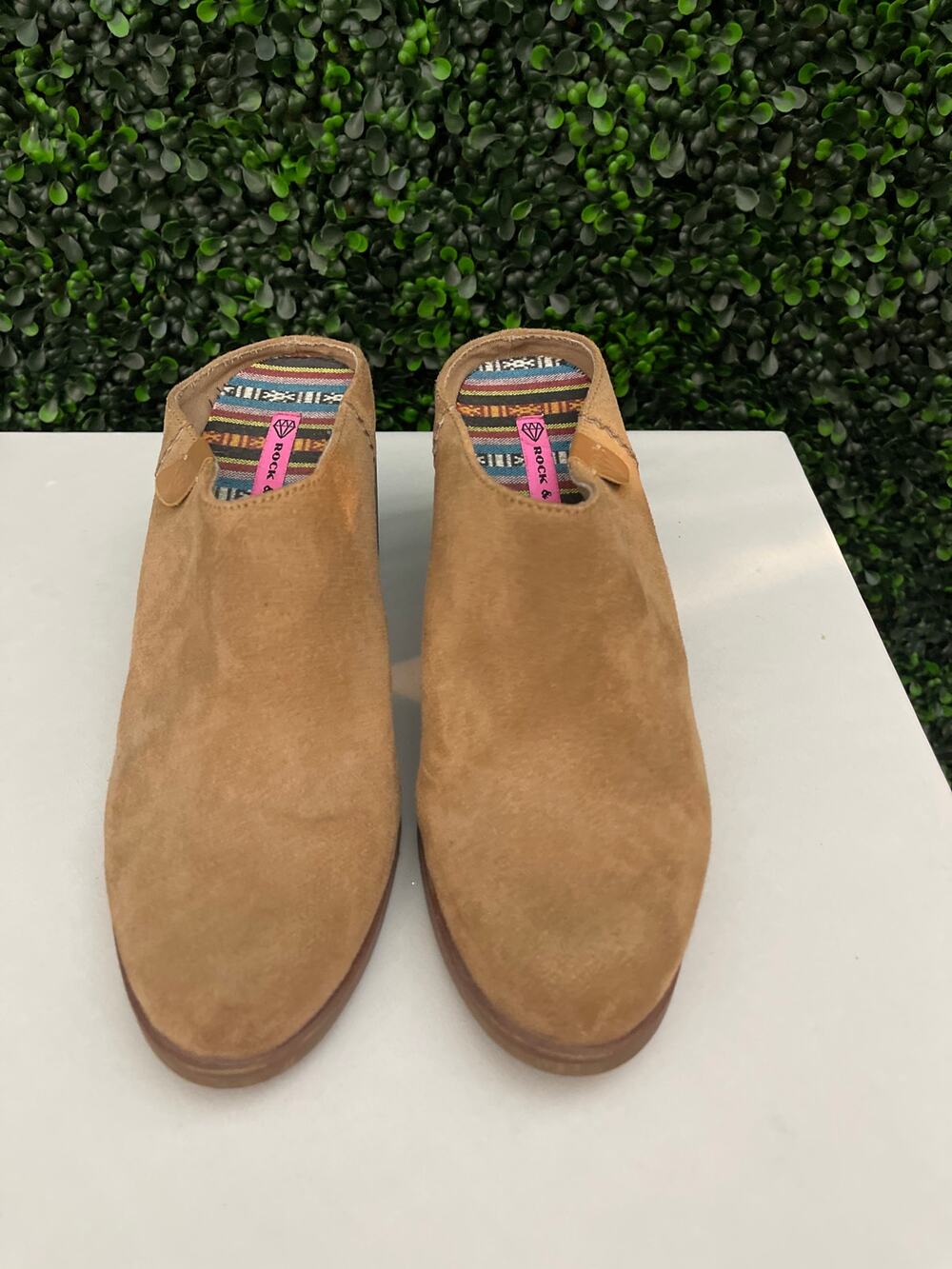 Rock & Candy, Women’s size 10 Zigi Francie Mules Faux Suede Slip on